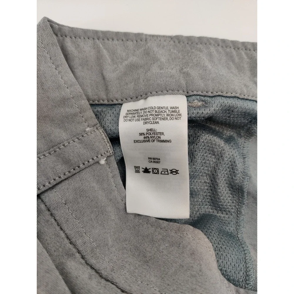 Columbia Sportswear Men's Gray Outdoor Hiking Cargo Shorts Size 38W‎